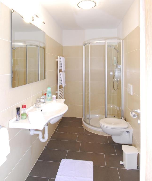 Der Blaue Reiter Aparthotel Schenna Kamer foto