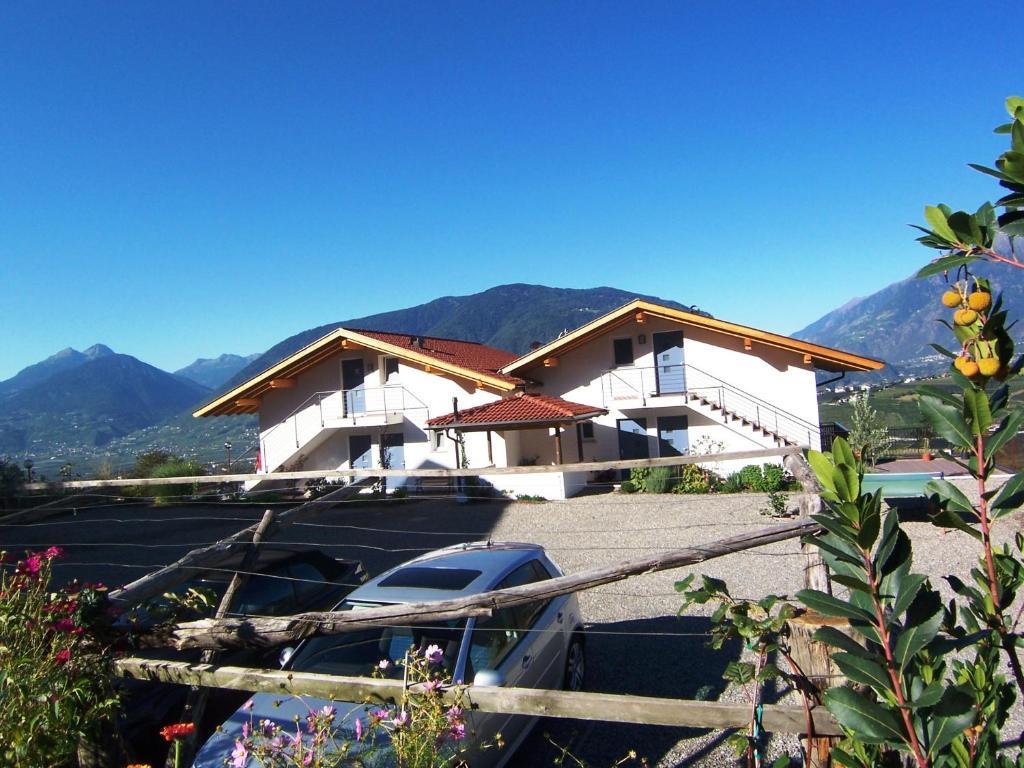 Der Blaue Reiter Aparthotel Schenna Buitenkant foto